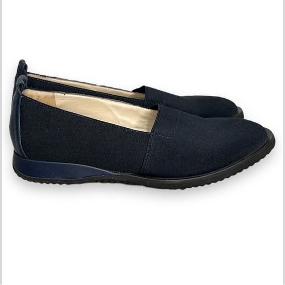 Navy Blue Slip On Loafers Womens Size 9 Shoes Amalfi by Rangoni Firenze Ercole - Picture 1 of 13